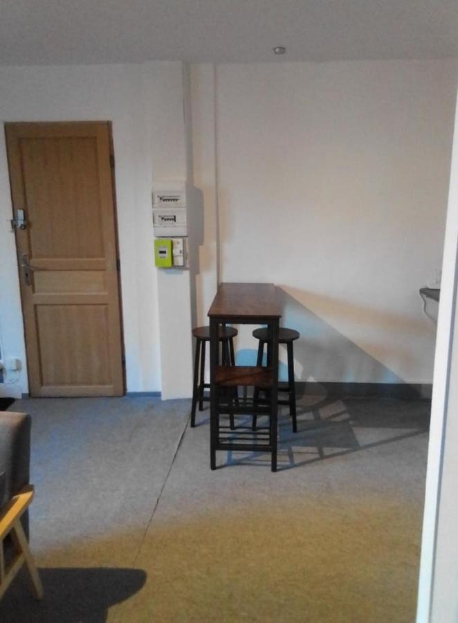 Appartement Tout Equipe Hypercentre 리모주 외부 사진
